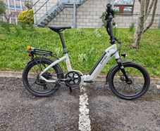 Bimas E-Folding Bike