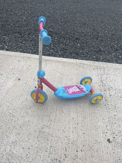 Peppa Pig scooter