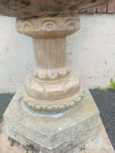 Milo concrete studio garder water fountain