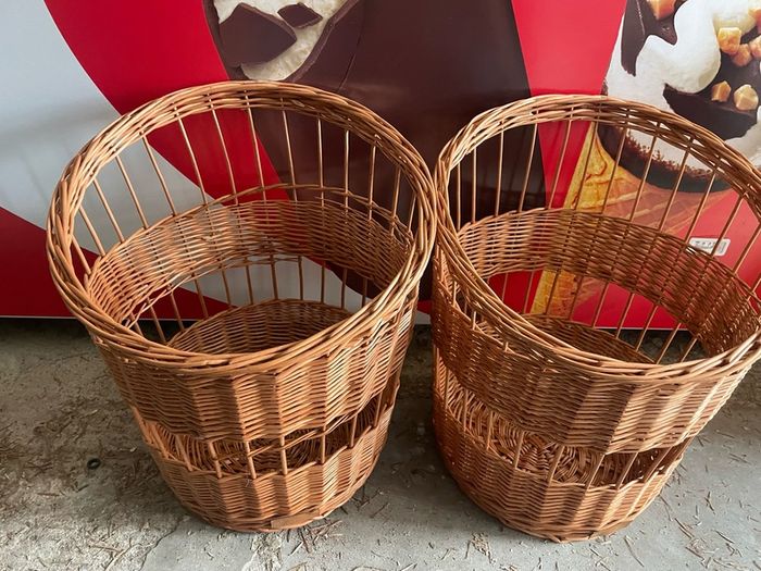 2 Wicker baskets