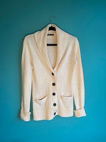 Stylish beautiful ecru cardigan M