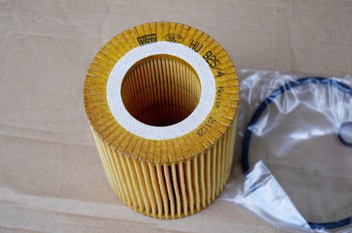 BMW oil filter Mann HU925/4