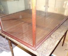 Mahogany glazed mirror back display case cabinet