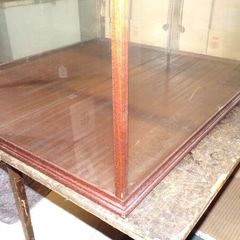 Mahogany glazed mirror back display case cabinet