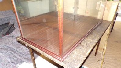 Mahogany glazed mirror back display case cabinet