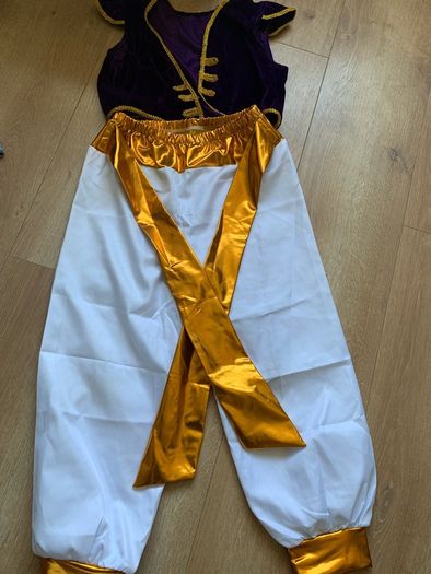 Boys Arab/Aladdin costume 9 years