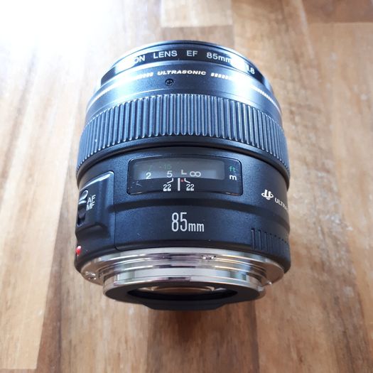 Canon ef 85mm f1.8 lens for sale