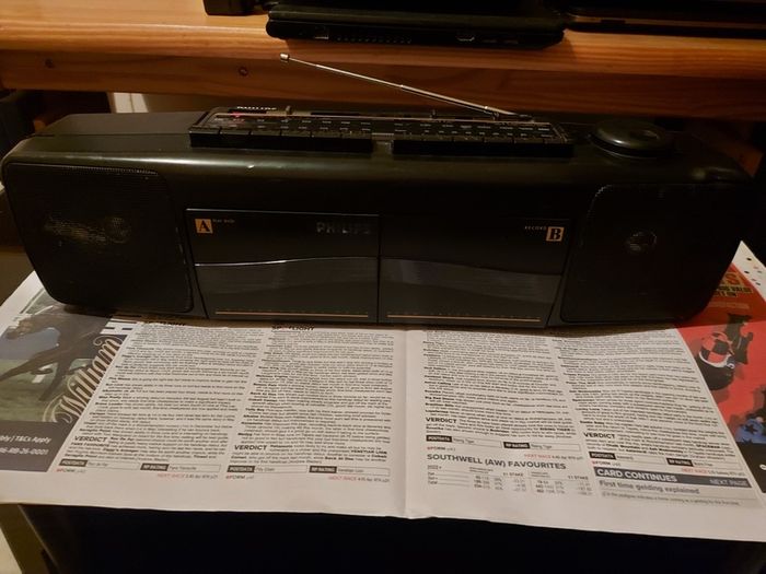 Vintage Philips AW 709205 Portable Dual Cassette Radio Boombox Era 1980s, in excellent condition and everything working perfect