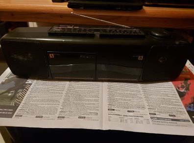 Vintage Philips AW 709205 Portable Dual Cassette Radio Boombox Era 1980s, in excellent condition and everything working perfect