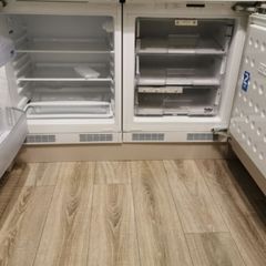 Intergrated fridge and freezer