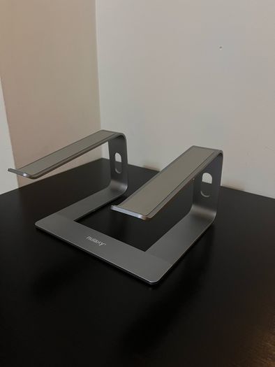 laptop stand