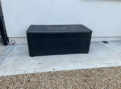 garden storage bench