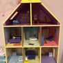 Peppa pig dolls house Image 4