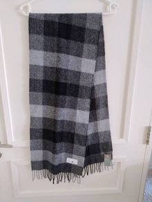 Unisex lambswool Marks and Spencer scarf new with tags and in excellent condition 160cm x 30cm  FREE STANDARD POSTAGE INCLUDED