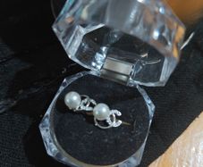 stud earrings