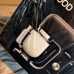 Stand mixer