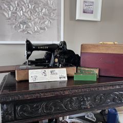 singer sewing machine 99k