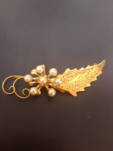Brooch