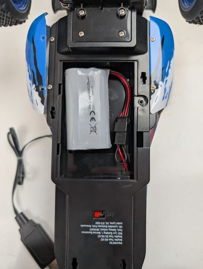 1:8 Taiyo Radio Control Trail Racer (Blue and White)