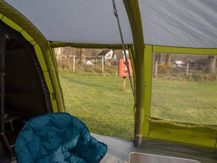 Vango 6 person air tent - excellent condition