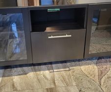 TV Bench