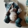 4 x 1960s cat magnets Image 4