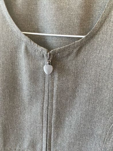 Dunnes grey pinafore (as new) age 8-9