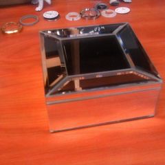 Jewellery box