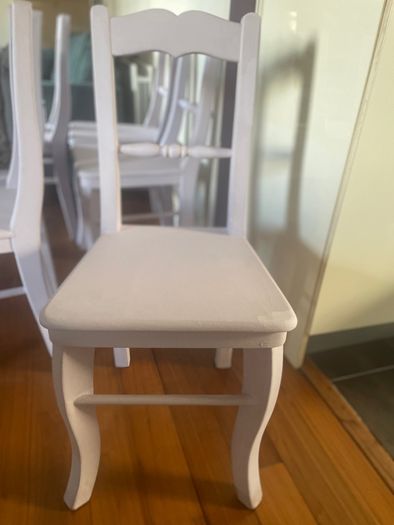 Dining chairs x4