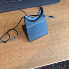 Charging stand for Jabra Evolve2 65