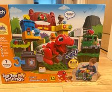 Vtech dinosaur park