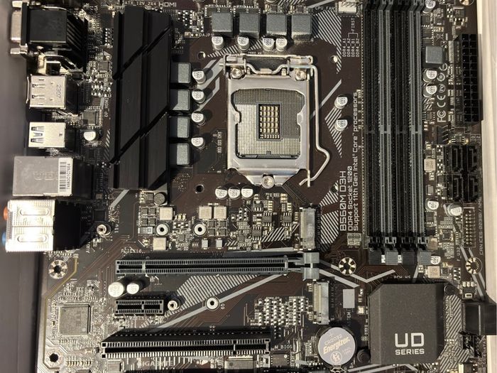 Gigabyte  B560M D3H MATX motherboard faulty