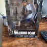 Daryl Dixon Deluxe Action Figure Image 2