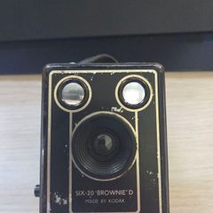 Kodak Brownie 620 film camera