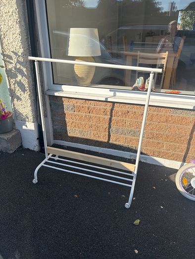 clothes rail