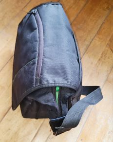 Rivacase 7450 DSLR/Messenger Bag