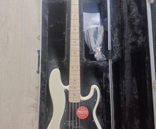 Squier Affinity P Bass