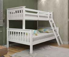 Triple bunk bed