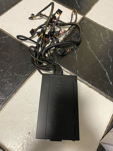 NEXUS 530 watts Silent power supply new but no Box