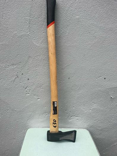 Axe