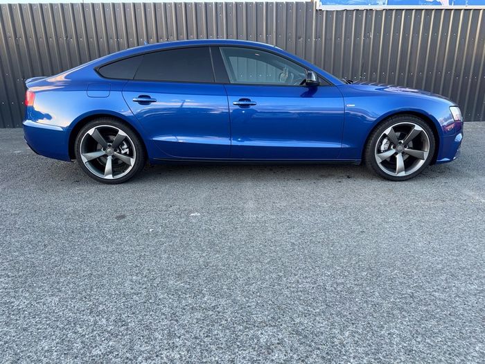 Mint 152 Audi A5 ultra plus 1 Black edition S-line automatic