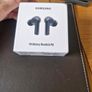 Samsung galaxy earbuds Image 2