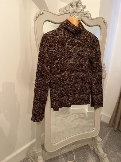 Zara Animal Print Top size Medium