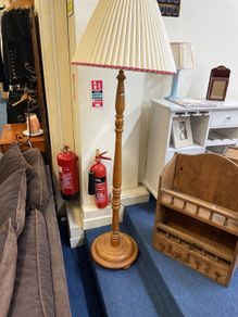 Floor lamp