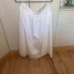Ladies  Skirt