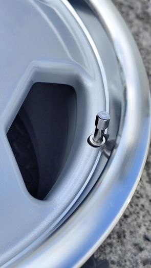 18" Genuine Monoblocks