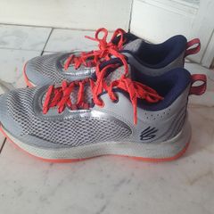 Basketball runners Under Armour