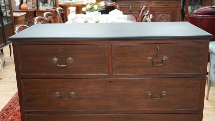 Antique Mahogany Chest of Drawers