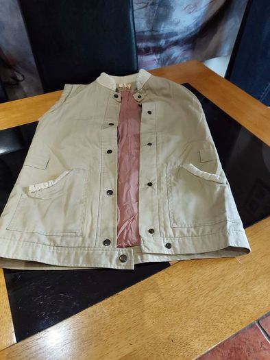 Sleeveless Bomber Jacket