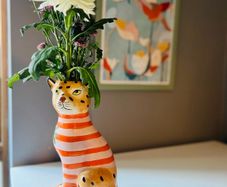 Vase tiger gift